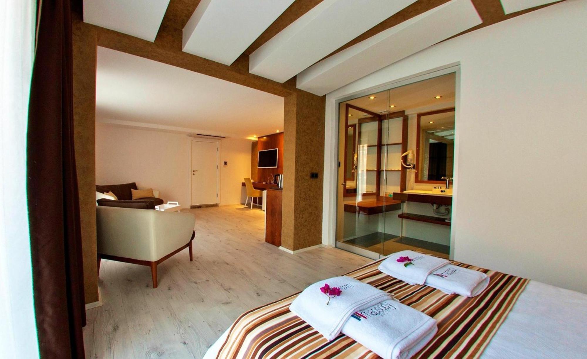 Rhapsody Hotel & Spa Kalkan (Adults Only) ภายนอก รูปภาพ